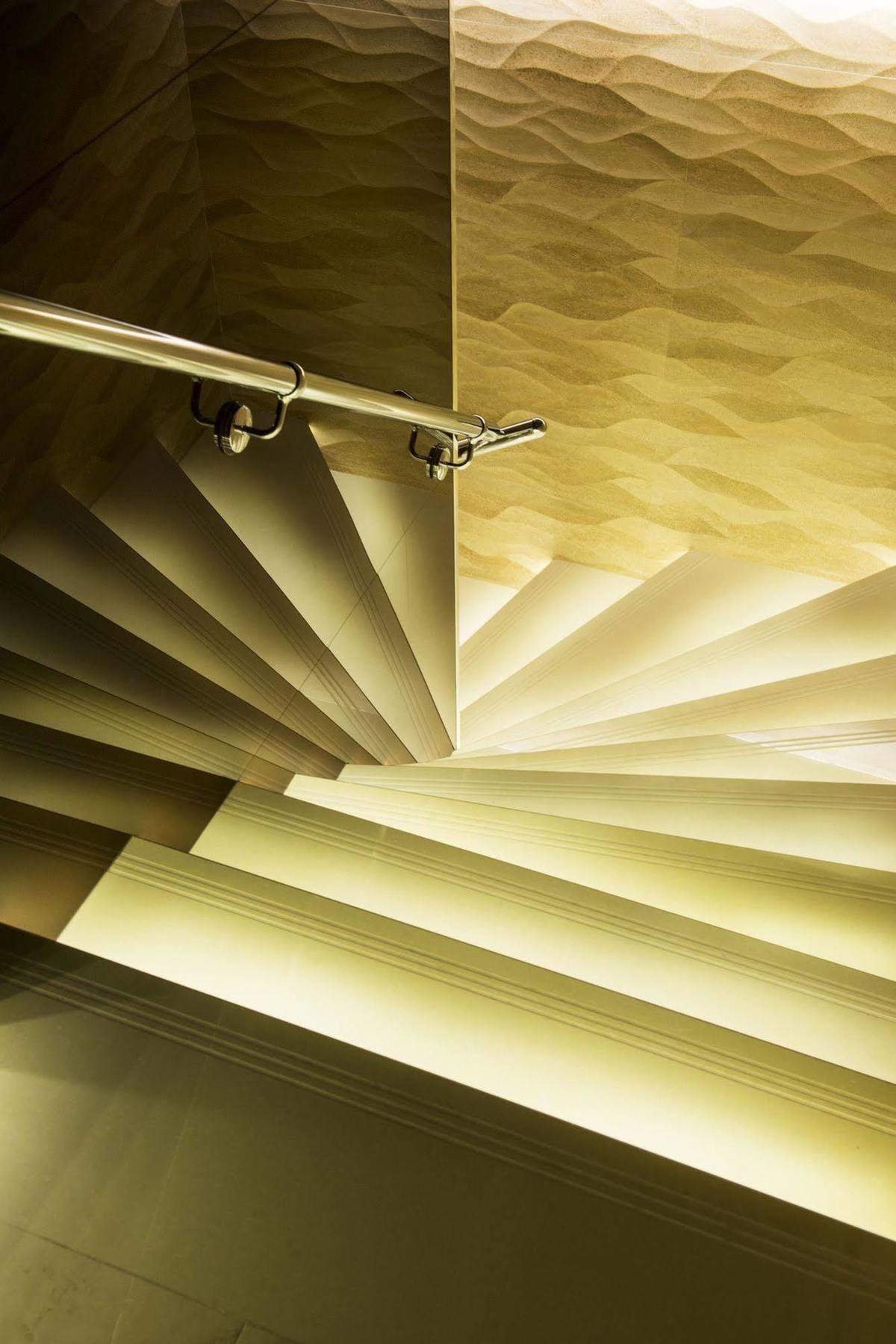 Bonapart Hotel By Uhm Kiev Bagian luar foto